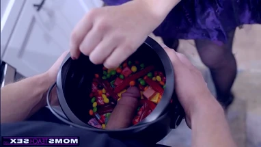 Povd naughty maid violet starr trick or treat halloween