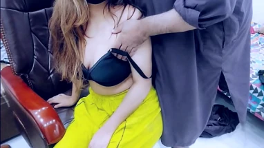 Skinny Naomi Woods and her busty girlfriend like drinking and sex on the plane