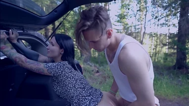 pepper xo fucking in the outdoors with her small tits