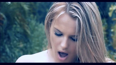 Jillian Janson Knows Just How To Rub Her Clit To Make Herself Cum