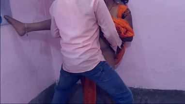 tailor fucking hot indian women at his shop hindi video