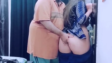 hot sex with stepsister fucked her at home while aunty was outside
