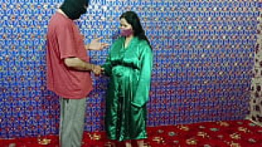 indian beautiful aunty with young indian web series sex